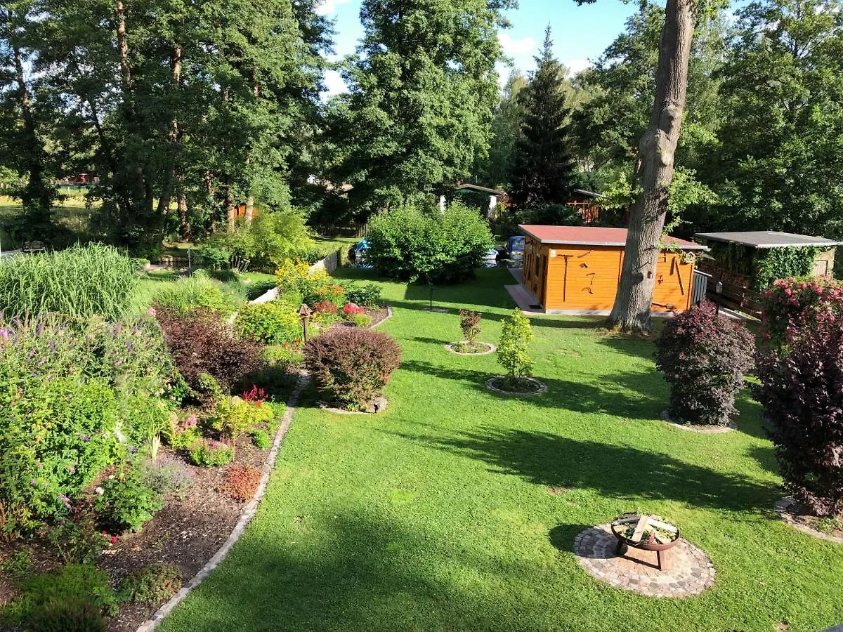 Ferienhaus Direkt An Der Spree Mit Whirlpool Und Sauna Berlijn 0*,  Duitsland